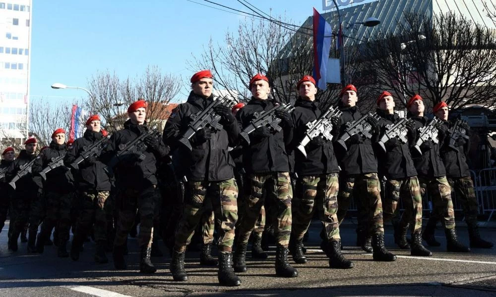 Η Βοσνία θα βάλει “φωτιά” στα Βαλκάνια σύμφωνα με τον Βούτσιτς-Ο Σερβοβόσνιος πρόεδρος θα καλέσει τον Πούτιν